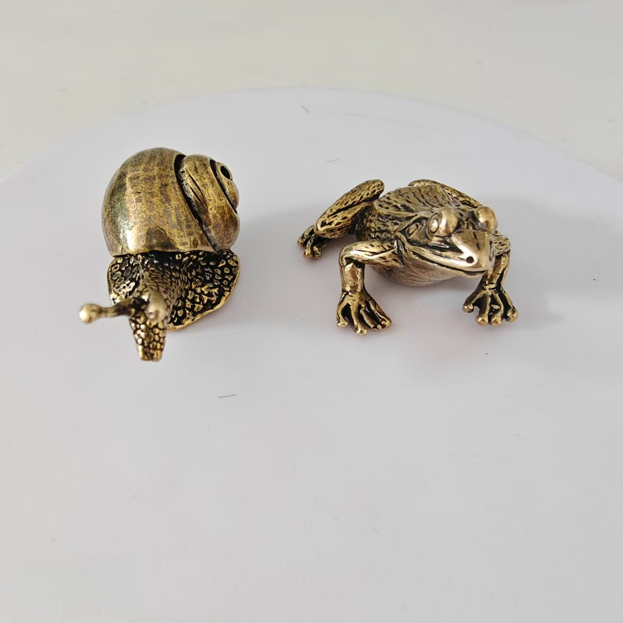 2 pieces of brass frog and sna - Aquarium Fish Types ulasan dan harga